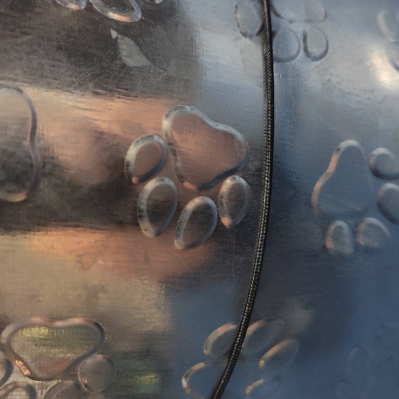 AmiciPet Pet Treat Container with Lid - Picture 3 of 5